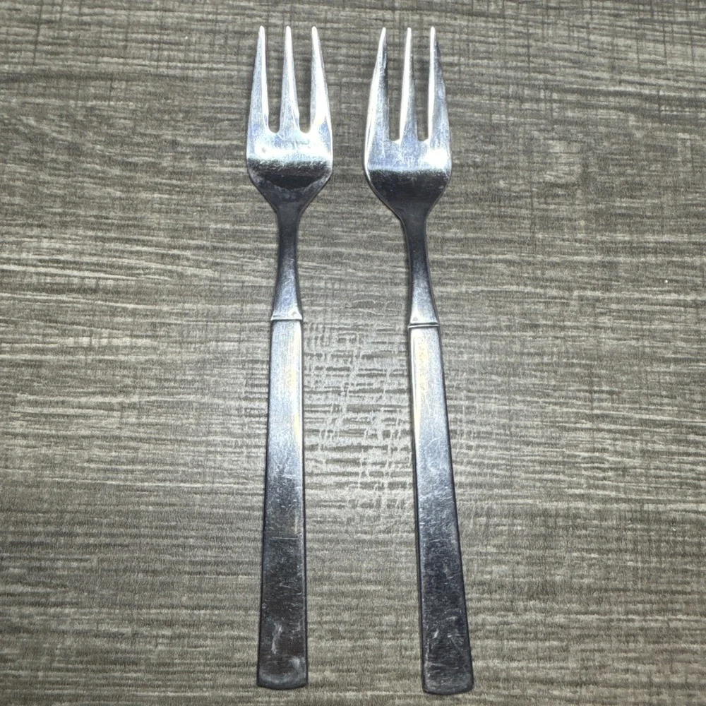 American Airlines FORK 6 3/8
